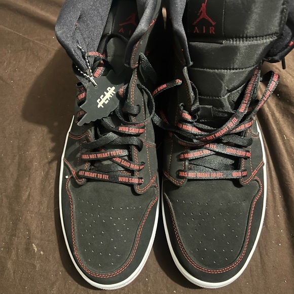 Jordan Black and Red Athletic High-Top Sneakers Jordan 1 Come Fly With Me - Picture 7 of 12